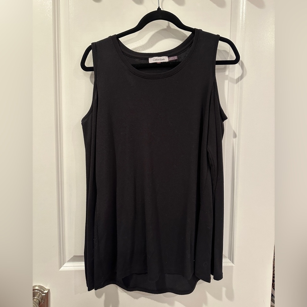 Calvin Klein “Cold Shoulder” Top